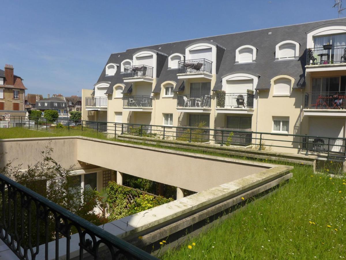 Apartment Montaigu By Interhome Cabourg Esterno foto